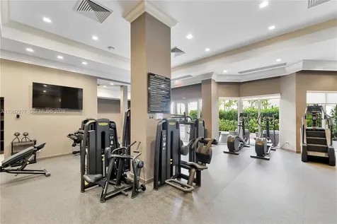7000 Island Boulevard Aventura FL 33160