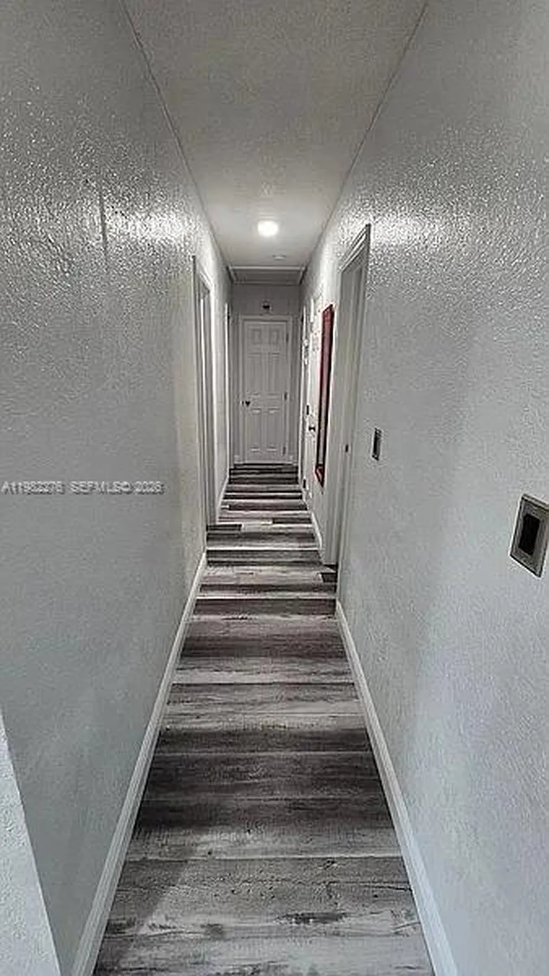 521 E Evanston Circle Fort Lauderdale FL 33312