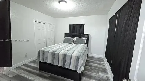 521 E Evanston Circle Fort Lauderdale FL 33312