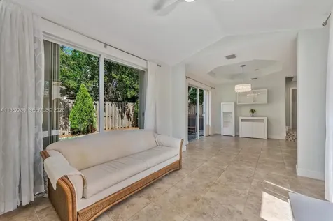 9057 SW 161st Terrace Palmetto Bay FL 33157