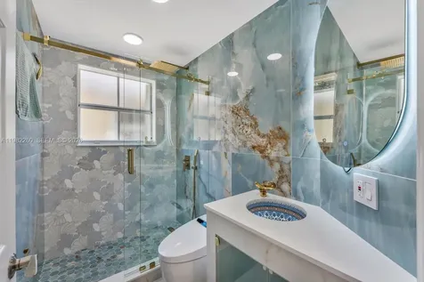 9057 SW 161st Terrace Palmetto Bay FL 33157