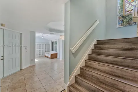 9057 SW 161st Terrace Palmetto Bay FL 33157