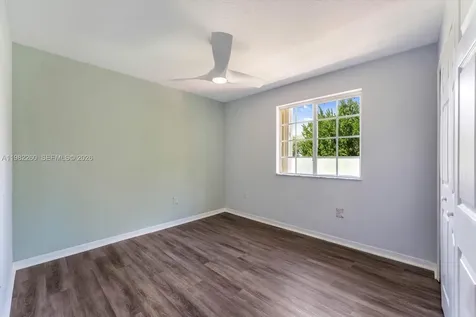 9057 SW 161st Terrace Palmetto Bay FL 33157