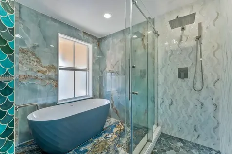 9057 SW 161st Terrace Palmetto Bay FL 33157