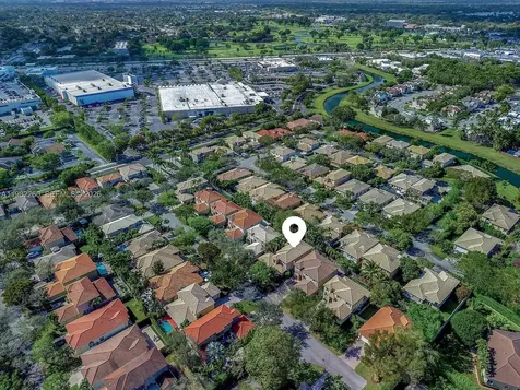 9057 SW 161st Terrace Palmetto Bay FL 33157