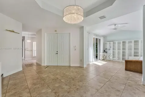 9057 SW 161st Terrace Palmetto Bay FL 33157