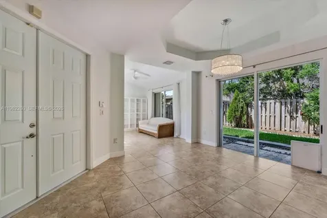 9057 SW 161st Terrace Palmetto Bay FL 33157