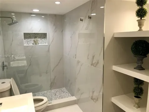 19999 E Country Club Drive Aventura FL 33180