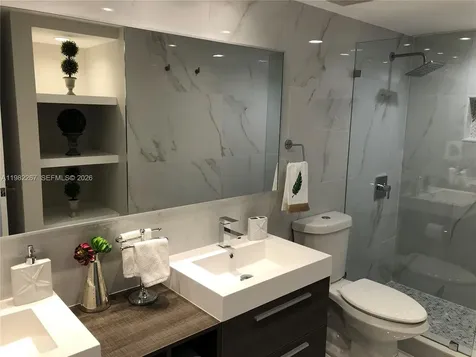 19999 E Country Club Drive Aventura FL 33180