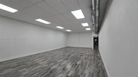 957 SW 122nd Avenue Miami FL 33184