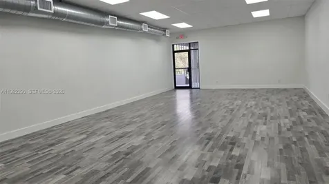 957 SW 122nd Avenue Miami FL 33184