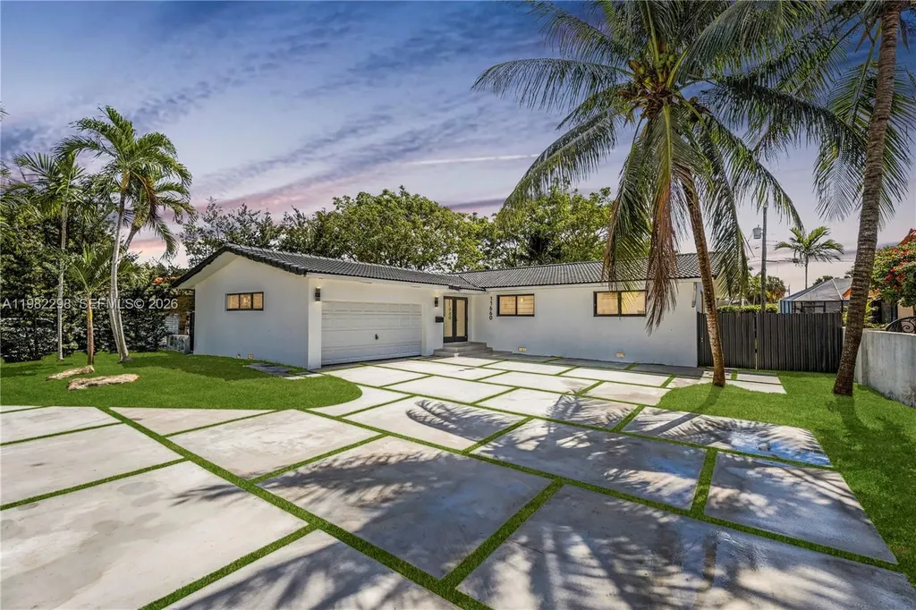 11660 Canal Drive North Miami FL 33181