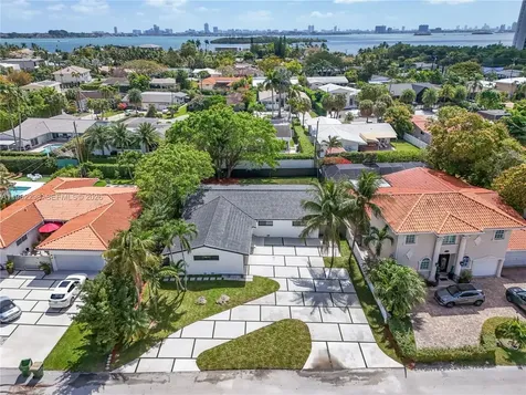 11660 Canal Drive North Miami FL 33181