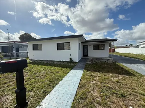 1014 W 66th Street Hialeah FL 33012