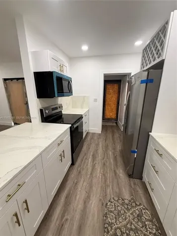 1014 W 66th Street Hialeah FL 33012