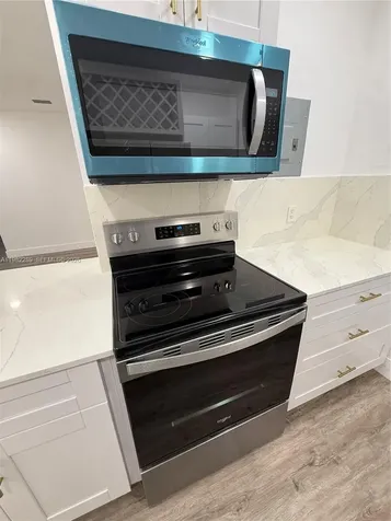 1014 W 66th Street Hialeah FL 33012
