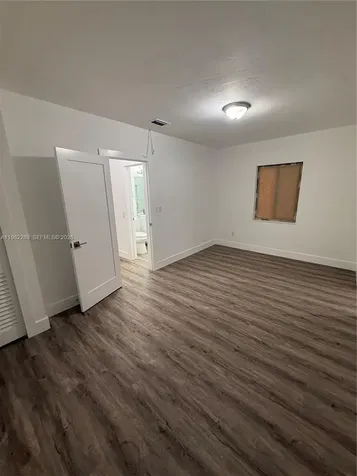 1014 W 66th Street Hialeah FL 33012