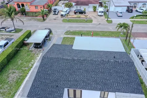 1014 W 66th Street Hialeah FL 33012
