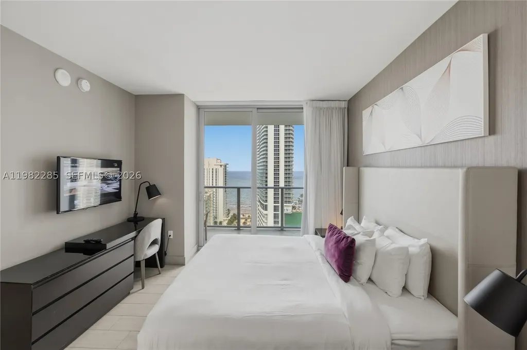 4010 S Ocean Drive Hollywood FL 33019