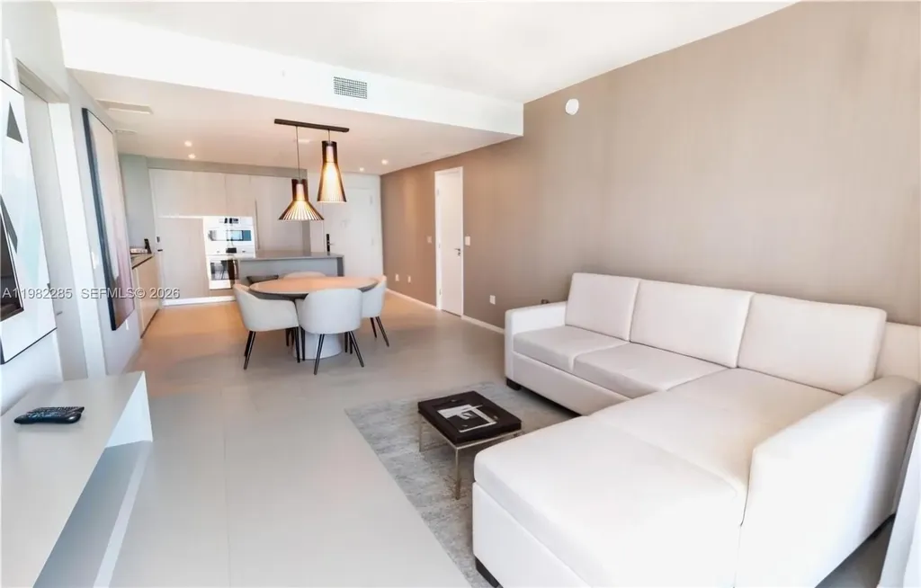 4010 S Ocean Drive Hollywood FL 33019