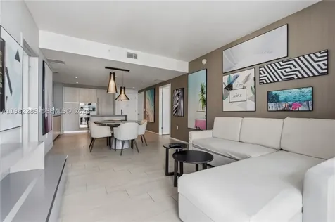 4010 S Ocean Drive Hollywood FL 33019