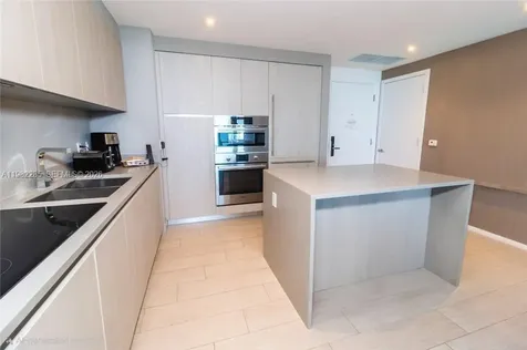 4010 S Ocean Drive Hollywood FL 33019