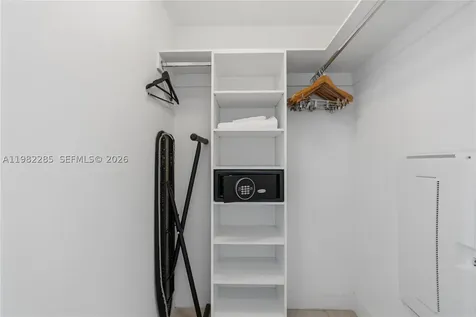 4010 S Ocean Drive Hollywood FL 33019