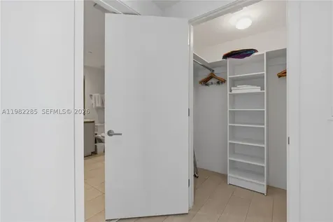 4010 S Ocean Drive Hollywood FL 33019