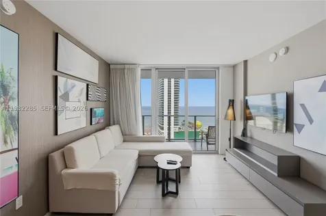 4010 S Ocean Drive Hollywood FL 33019