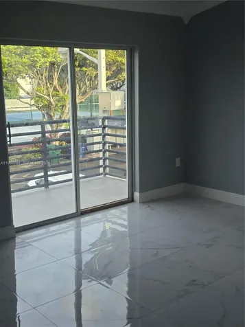 252 NE 212th Terrace Miami FL 33179