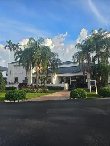 252 NE 212th Terrace Miami FL 33179