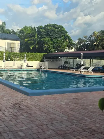 252 NE 212th Terrace Miami FL 33179