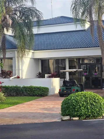 252 NE 212th Terrace Miami FL 33179