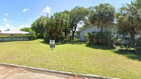 8 NW 8th Court Fort Lauderdale FL 33311
