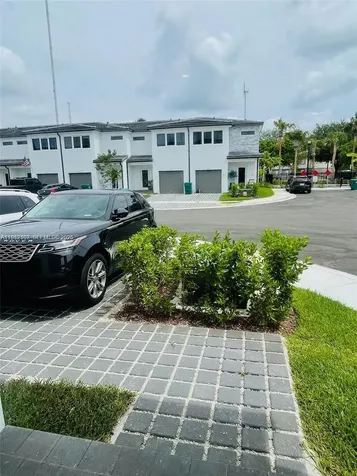 5000 SW 37th Street Pembroke Park FL 33023