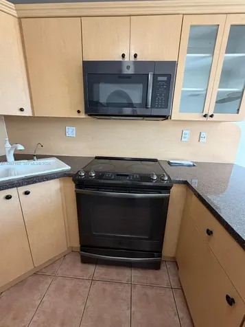 16060 SW 87th Terrace Miami FL 33193