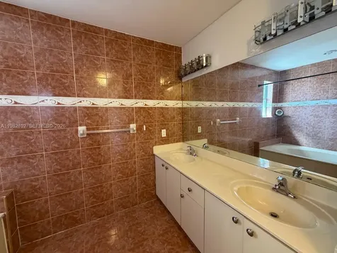 16060 SW 87th Terrace Miami FL 33193