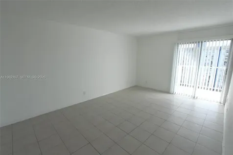 4550 NW 9th Street Miami FL 33126