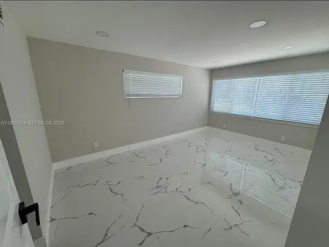631 SE 5th Terrace Pompano Beach FL 33060