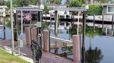 631 SE 5th Terrace Pompano Beach FL 33060
