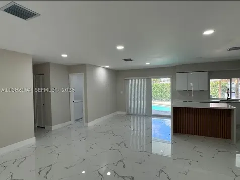 631 SE 5th Terrace Pompano Beach FL 33060
