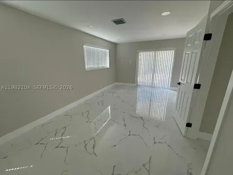 631 SE 5th Terrace Pompano Beach FL 33060