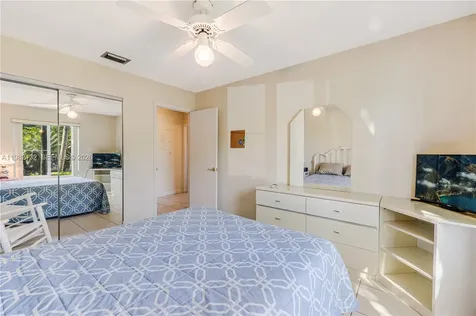 11541 SW 100th Street Miami FL 33176