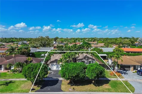 11541 SW 100th Street Miami FL 33176