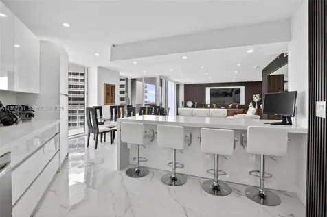 4000 Island Boulevard Aventura FL 33160