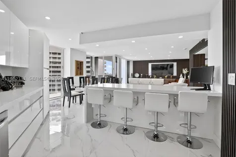 4000 Island Boulevard Aventura FL 33160