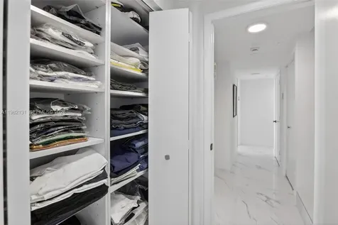 4000 Island Boulevard Aventura FL 33160