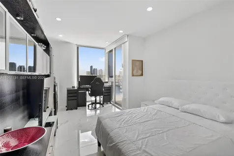 4000 Island Boulevard Aventura FL 33160