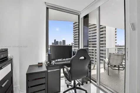 4000 Island Boulevard Aventura FL 33160