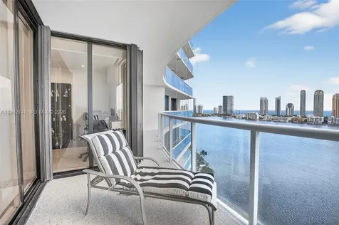 4000 Island Boulevard Aventura FL 33160